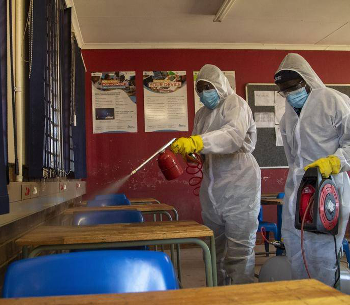 Nettoyage et désinfection des écoles​